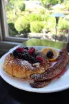 Winchester Inn - breakfast
