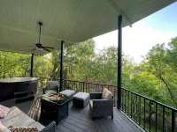 Chl Chateau-Mins from Hurricane Marina - 4-Star