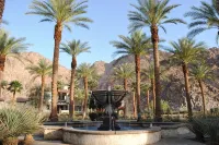 ALL 5-STAR REVIEWS! DOWNSTAIRS 2 BED / 2 BATH LEGACY VILLAS CONDO - Hot Tub