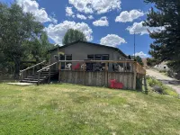 Toots and Elmer’s Beautiful home on the Wind River - 2성급