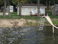 Lake Miltona, MN Weekly Rental Cabin is located right on the beach. - Alppimaja