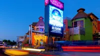 Falcon Oceanviews 4br Penthouse/Free Airport Transport/Security/Gated - อพาร์ทเม้นท์