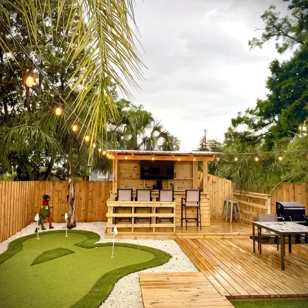 Completely renovated luxury home. Putt putt golf, bocce, etc.  Walk to downtown!