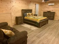 Cedar Lodge, serene all wood escape in Blue Ridge - Alphydda