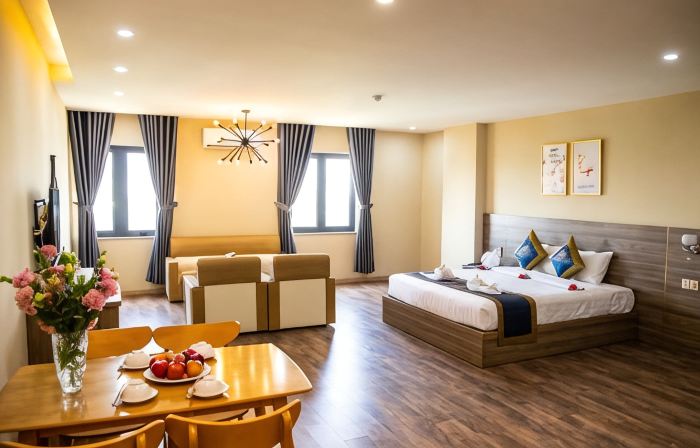 La Mia Lakeview Hotel
