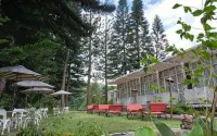 Bukit Cikahuripan Resort - 2-Star