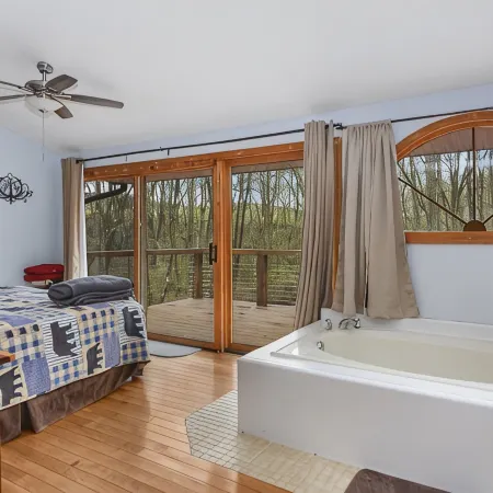 Creekside Delight!! Near Orchard, Rivers, Vineyard, Hiking, 3Kings-Sleeps10 Fido