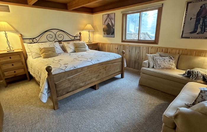 Ponderosa Cabin is just Minutes from Rocky Mountain National Park and Wild Basin