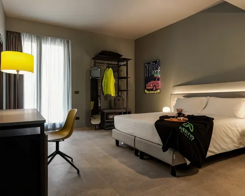 Arryvo Hotel Hotels near Teatro Apollo