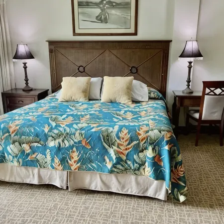 A BEAUTIFUL OCEAN FRONT RESORT CONDO!