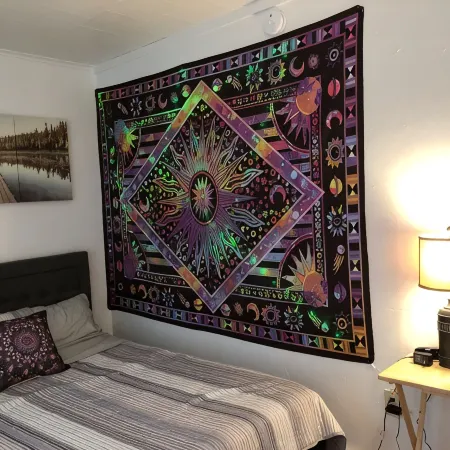 Modern-Bohemian quarters - King Bed-Washer/Dryer