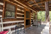 Log Cabin in Woods W/Trail & Scavenger Hunt Wood Fireplace, Lindale Canton Tyler - Chalets