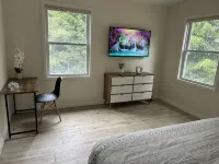 步行可至Cozy Lake的別緻且設施齊全度假屋 - 海滩