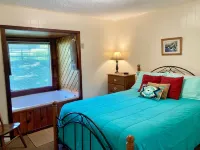 Cozy Cottage near National Park w/ Awesome Mountain Views! Extremely clean! - シャレー