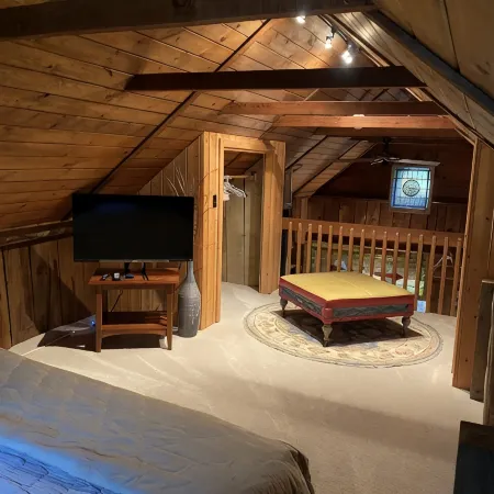 Old Timey Charm with Modern Amenities Ξενοδοχεία στην πόλη Watauga