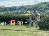 Visit Wales 4 Star, rural bungalow - Sauna, jacuzzi, play area and Free Wi-fi - 3-Star