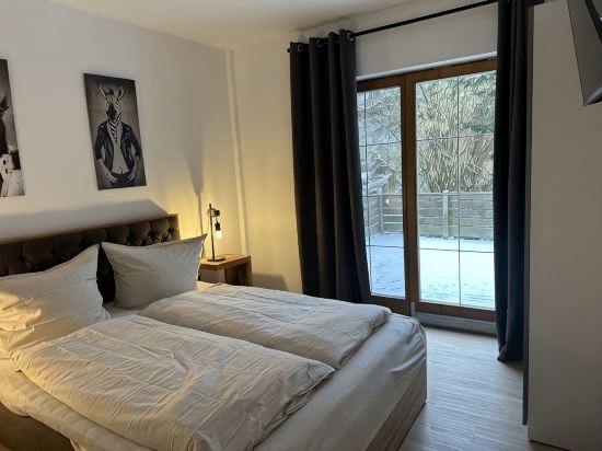 Modern vacation home / chalet with forest view in Dresden