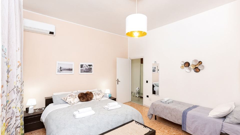 Entire apartment near airport and sea