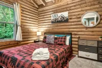 Private Hot Tub - Winter Woodland Setting - Charming Cabin - No Scary Roads - Alppimaja
