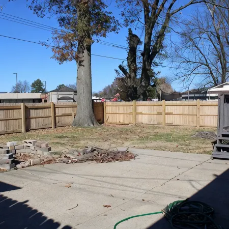 Centrally Located 3 Bdrm 2 Bath Quaint House with a Yard. Pet Friendly.