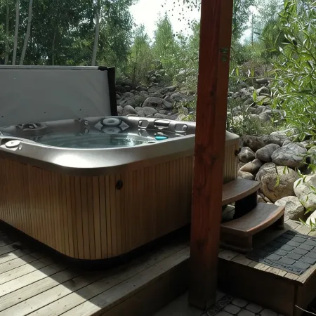 Spacious Family Home Close to 4 Ski Resorts, Summit County CO- Mountain Serenity