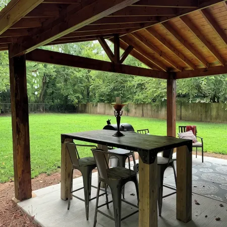 Hideaway House! Cute Cute! - Pet Friendly!