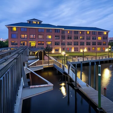 Best Western Plus Coastline Inn