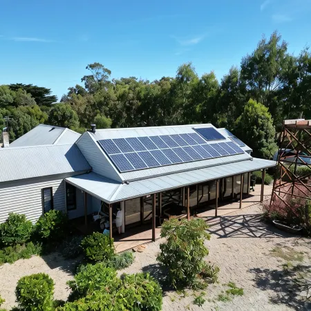 Mornington Peninsula Escape.  Tennis Court, Swimming Pool & Spa Hotels in Flinders