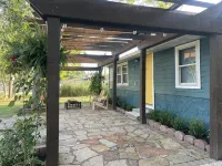Quiet & Cozy: Close to Galveston Bay & Kemah , Galveston &  NASA Space center - Wifi