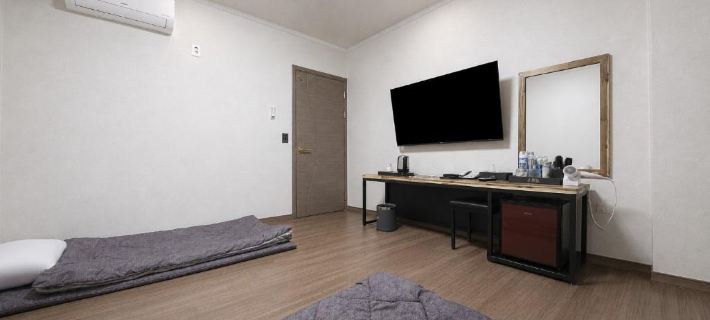 J Hotel 世宗住宿飯店