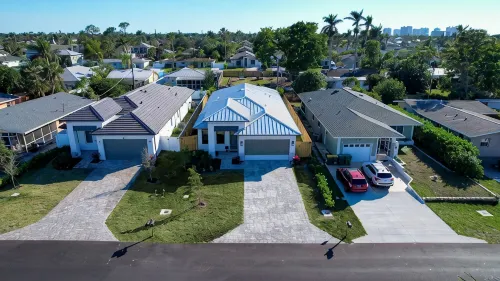 New Villa! Close to the 🏖️! Heated Pool/Spa, Lanai, Grill, EV🔌! Two King beds! - 3 tähden