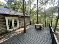 Cozy Cabin in the hills of Kentucky Lake. Family getaway or relaxing escape! - 3성급
