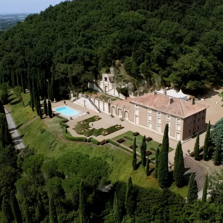 Chateau de Roques