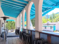 Buffalo Lodge Bicycle Resort - Amazing Access to Local Trails & the Garden Hotels near Simpich Showcase
