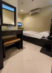 Green Glass Hotel - 3-Star