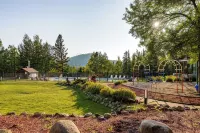 Lutsen Fall Basecamp - Trails + Views + Pool + Hot Tub - ジム