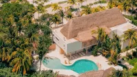 Ser Casasandra Holbox - piscina