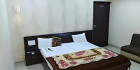 Hotel Brijwasi Royal - Sala De Luxo Resfriada Por Ar (não A/C)