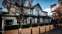 The Fox & Goose Hotel Hotels in London Borough of Ealing