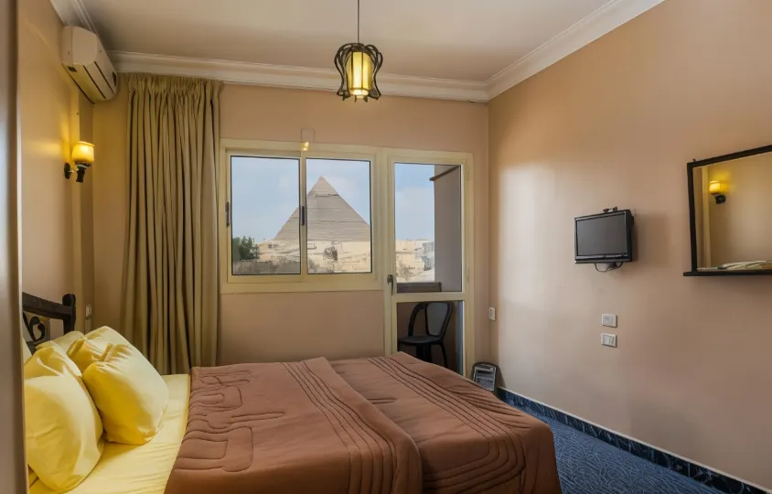 Pyramids View Inn