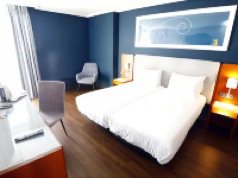 Travelodge Madrid Coslada Aeropuerto Hotels near San Blas