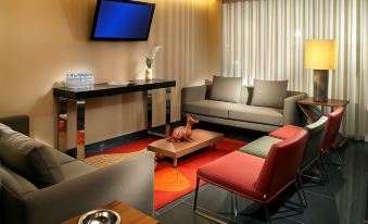 Courtyard by Marriott Mexico City Airport