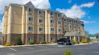 Microtel Inn & Suites by Wyndham Shelbyville Hotels near Shelbyville Recreation Center
