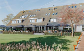 Hotel Sportsbar & Brasserie Dorhout Mees