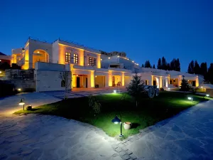 MDC Cave Hotel