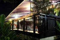 Pirogue Lodge Hotels in Baie Sainte Anne