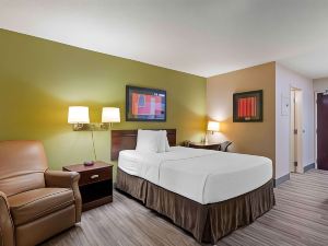 Extended Stay America Suites - Kansas City - Overland Park - Quivira Rd