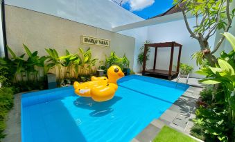 Spacious Family-Friendly Villa with Swimming Pool