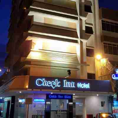 鬥湖切克因飯店 Hotel Exterior