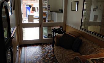 Kirkgate House Hotel - Housity